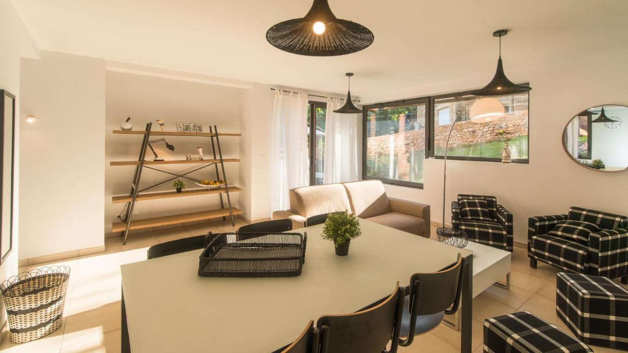 Cote Jardin Avec Jacuzzi Privatif Et Parking Prive Apartment Sarlat-la-Caneda Luaran gambar